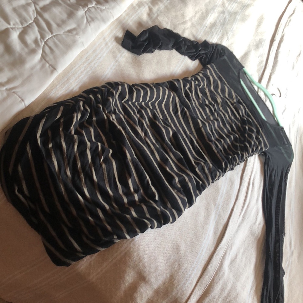 Akira Ruched Dress - Picture 6 of 7